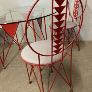 Alternative view of Sedie e tavolo Cassina anni 1980 designer Frank Lioyd Wright modernariato . firmate