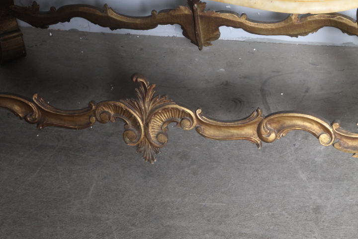 Antico tavolo basso da salotto dorato fine 800 con piano in onice . Mis 110 x 58 h 45 - immagine 5