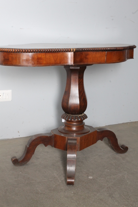 Antico tavolo da salotto 1860 in noce . a “ Biscotto “ . Mis 113 x63 - immagine 6