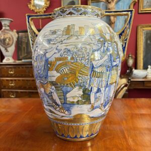 Alternative view of Antico vaso in maiolica a lustro Gualdo Tadino  art decò 1940  Manifattura mastro Giorgio H 38 L 32