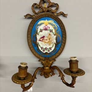 Alternative view of Antica coppia di applique bronzi con placca dipinta. Prima metà 900 Limoges Francia