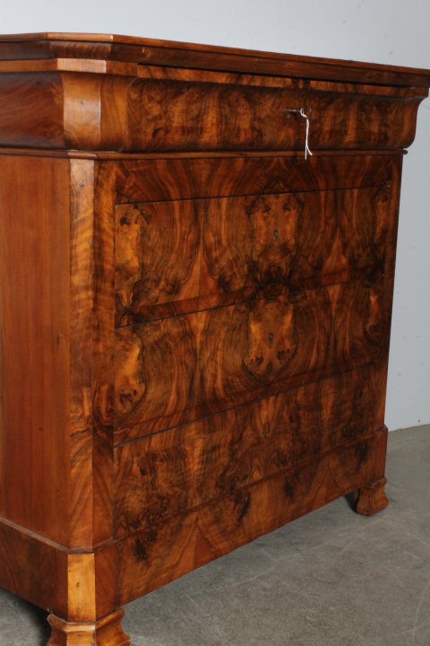 Antico cassettone cappuccino - comò L Filippo epoca 1860 in noce . Rare misure . L 105 x 46 Restaurato ! - immagine 6