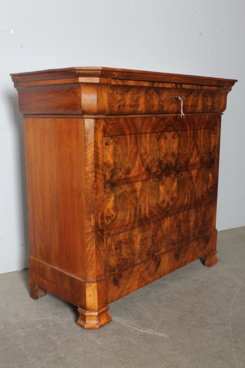 Antico cassettone cappuccino - comò L Filippo epoca 1860 in noce . Rare misure . L 105 x 46 Restaurato ! - immagine 7