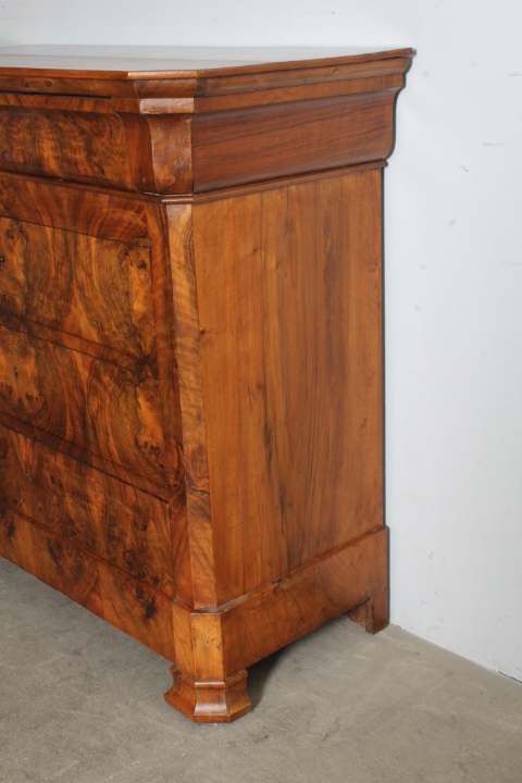 Antico cassettone cappuccino - comò L Filippo epoca 1860 in noce . Rare misure . L 105 x 46 Restaurato ! - immagine 12