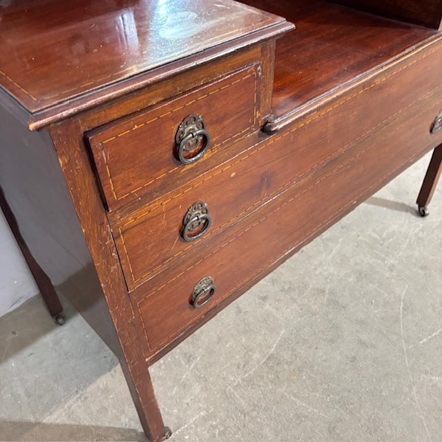 Antica cassettiera toilette inglese mogano e intarsi XIX secolo . Specchio Basculante. Mis 68 x 45 . h 142 - immagine 2