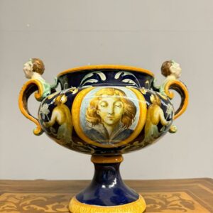 Centrotavola in maiolica con anse a mascheroni '800 Napoli mis 32x40