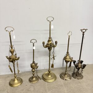 Antico gruppo di 5 lucerne in bronzo dorato, '800 mis63x16cm