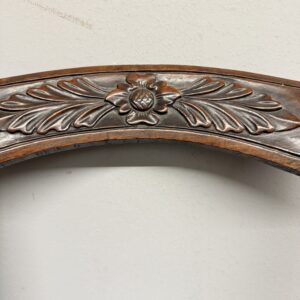 Alternative view of Coppia di sedie L. Filippo 1850, intagliate. Noce massello, mis h87, l46, p40 cm.