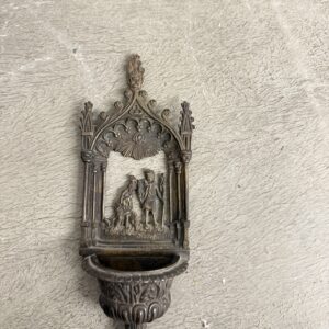 Alternative view of Antica piccola acquasantiera in bronzo, '800, battesimo di Gesù, 21x8x4cm