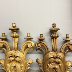 Alternative view of Antica coppia di grandi applique in legno dorato e intagliato, XIX sec, 95x68 cm