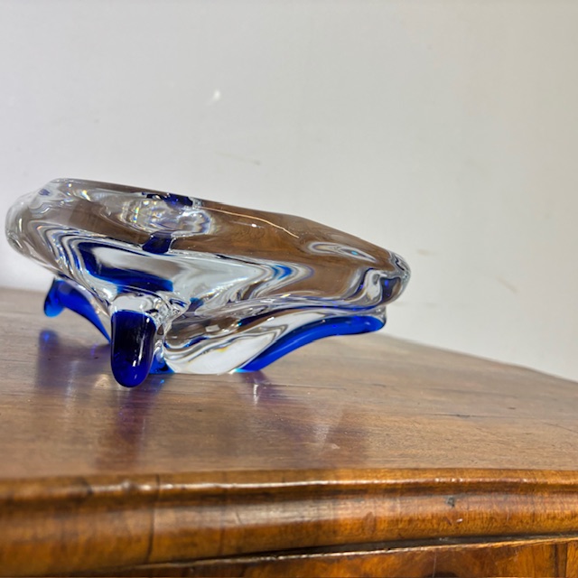 Centrotavola Murano 1970 trasparente e blu . firmato alla base . Mis 24 x 24 Design unico - immagine 9