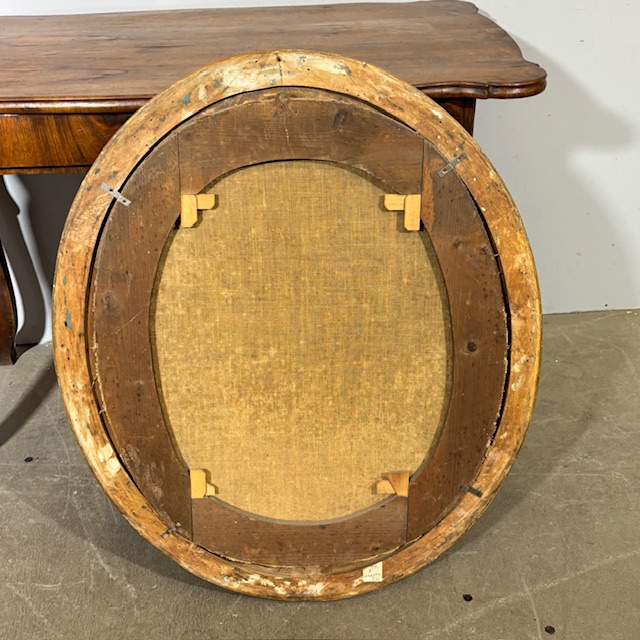 Antico dipinto olio su tela Ovale XVIII sec Gesù e il Cireneo. Cornice foglia oro . Mis 88 x cm 76 - immagine 12