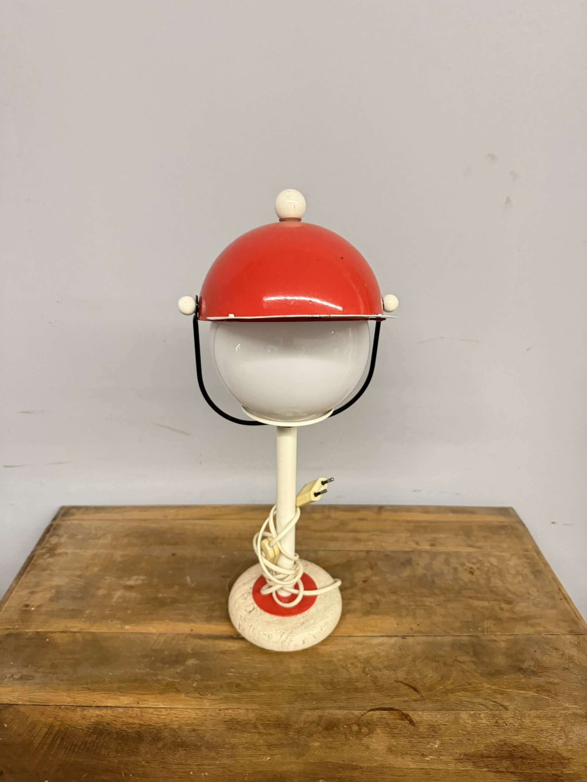 Lampada vintage cappello anni '70, base in travertino, 50x25 cm - immagine 7