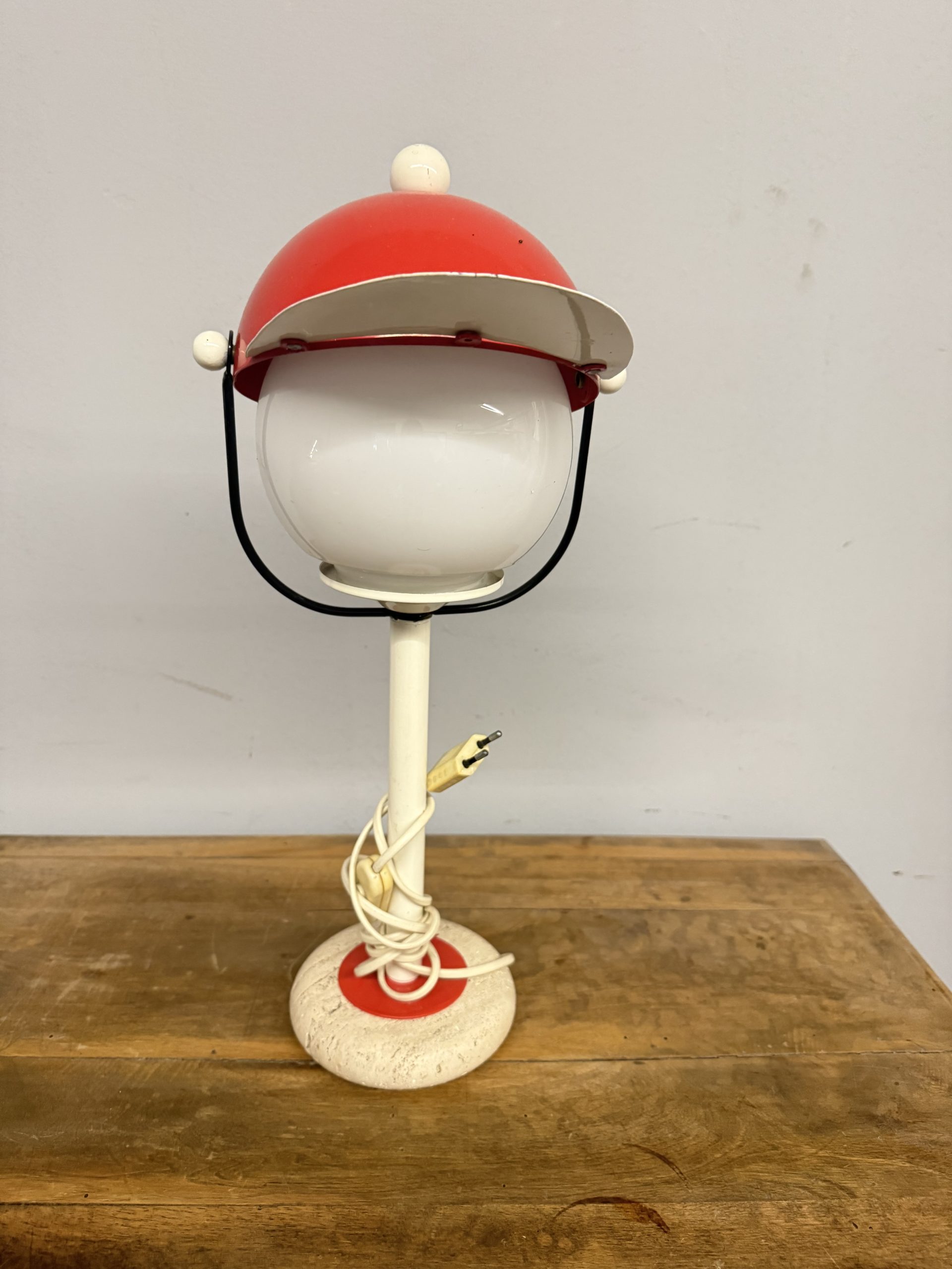 Lampada vintage cappello anni '70, base in travertino, 50x25 cm - immagine 8