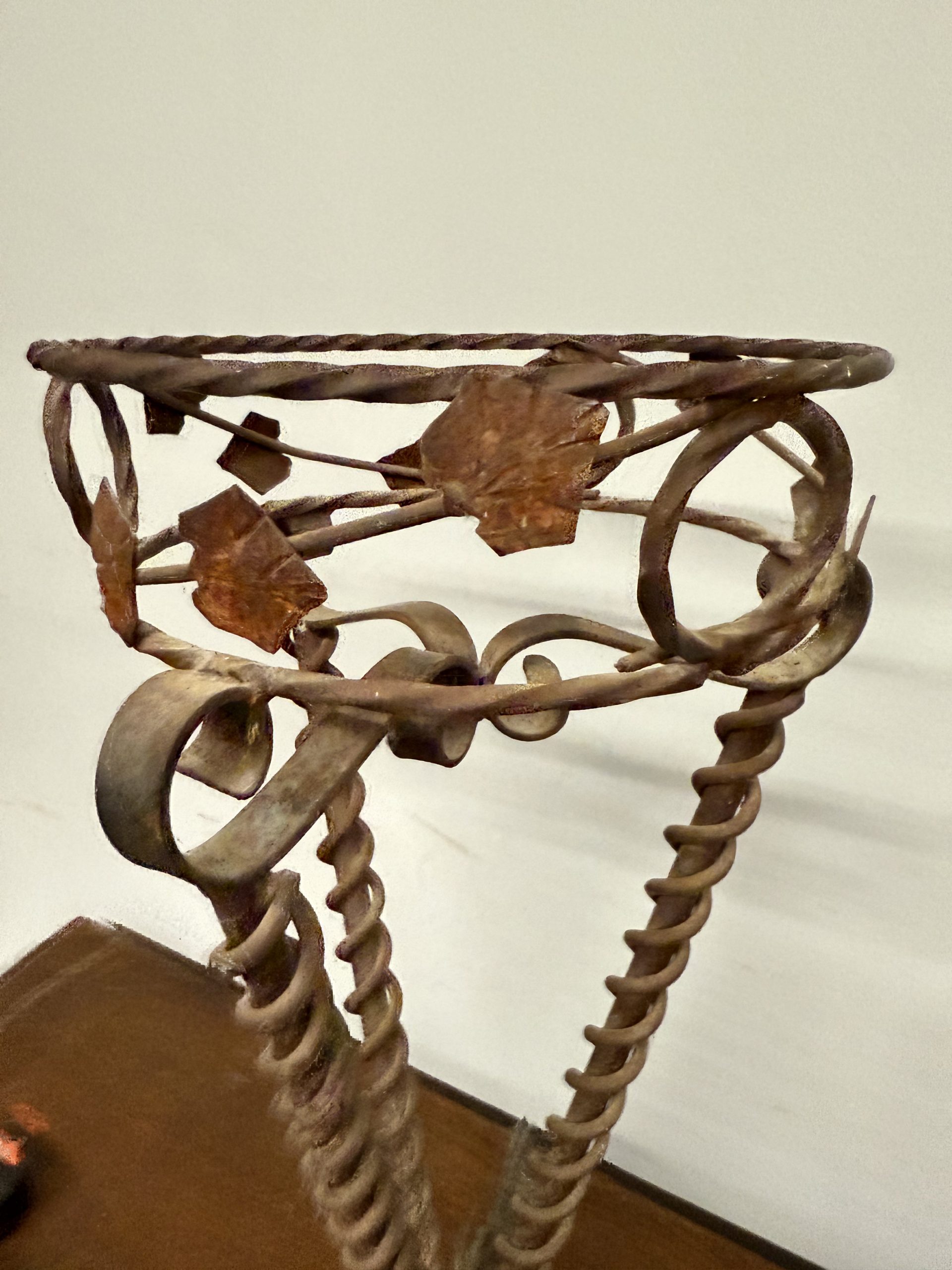 Porta vaso in ferro battuto Liberty, primi '900, 61x29 cm - immagine 5