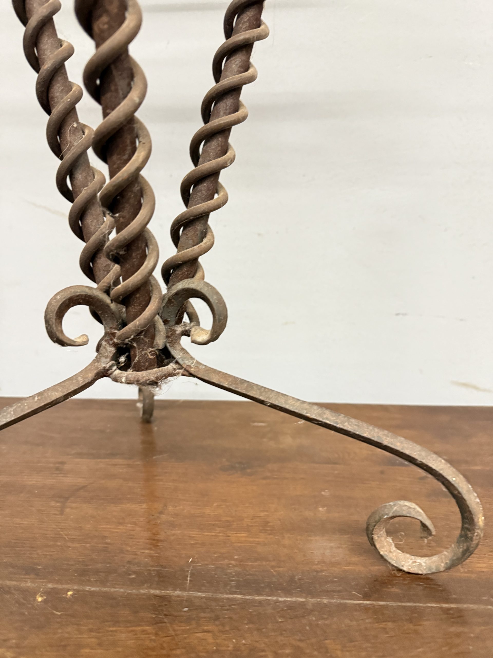 Porta vaso in ferro battuto Liberty, primi '900, 61x29 cm - immagine 11