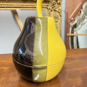 Ceramica vintage contenitore Pera, anni '70, 31x25 cm