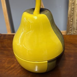 Alternative view of Ceramica vintage contenitore Pera, anni '70, 31x25 cm