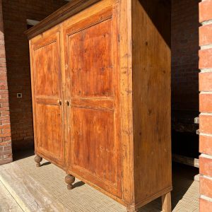 Alternative view of Antico Grande stipone /dispensa  credenza epoca XIX abete , rustica naturale. Mis cm 200 x 50 . h 195
