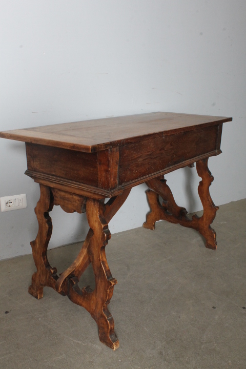 Antico tavolo scrittoio Fratina metà 700 noce massello . Piemonte XVIII sec Mis 116 x 50 - immagine 5