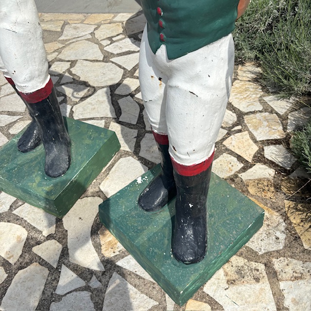 Antica coppia di sculture made in Usa in ghisa da giardino -Fantini con anello per Cavalli . Mis Altezza cm 125 Larghezza cm 70 - immagine 5
