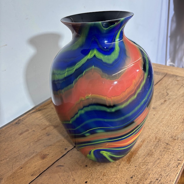 Vaso in vetro Ottavio Missoni - Arte Vetro Murano anni 80 firmato . Mod EOS - Posmoderno H 33 cm - immagine 11