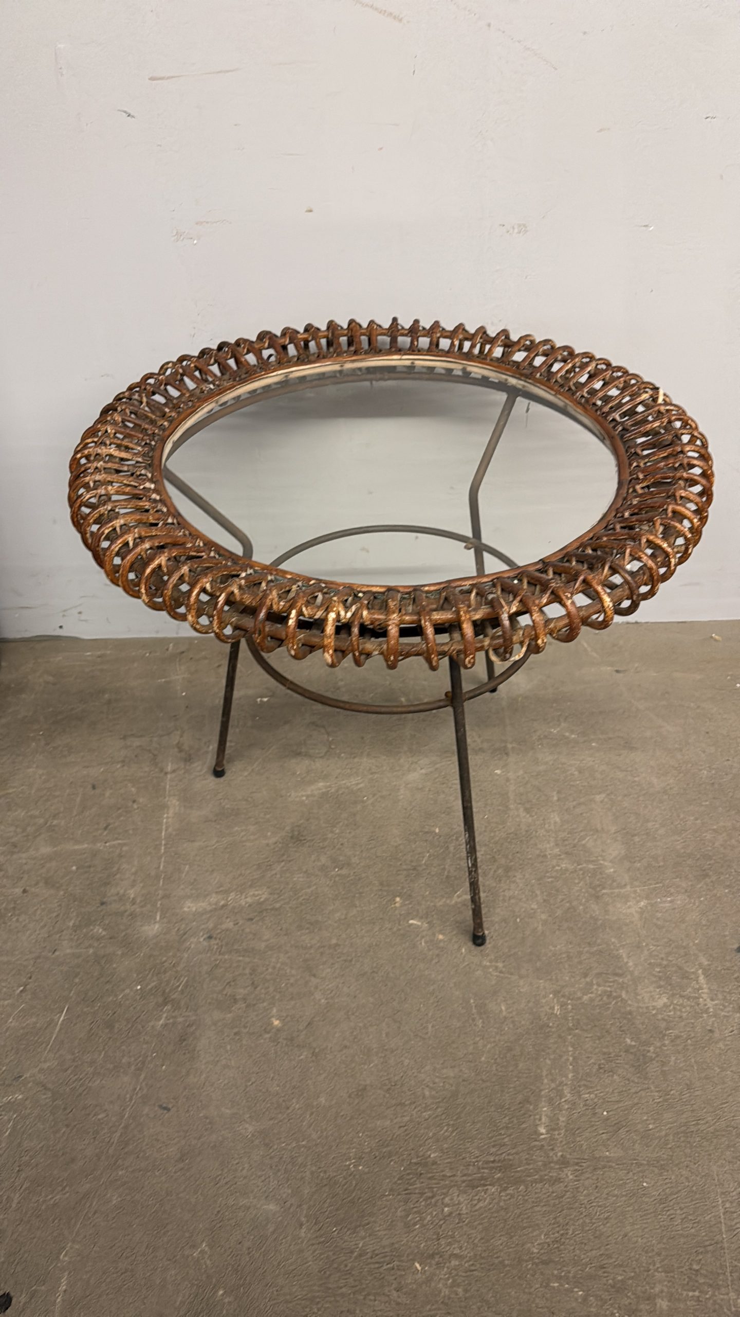 Tavolinetto da salotto Bonacina in bamboo e ferro anni '50, 58x47cm - immagine 10