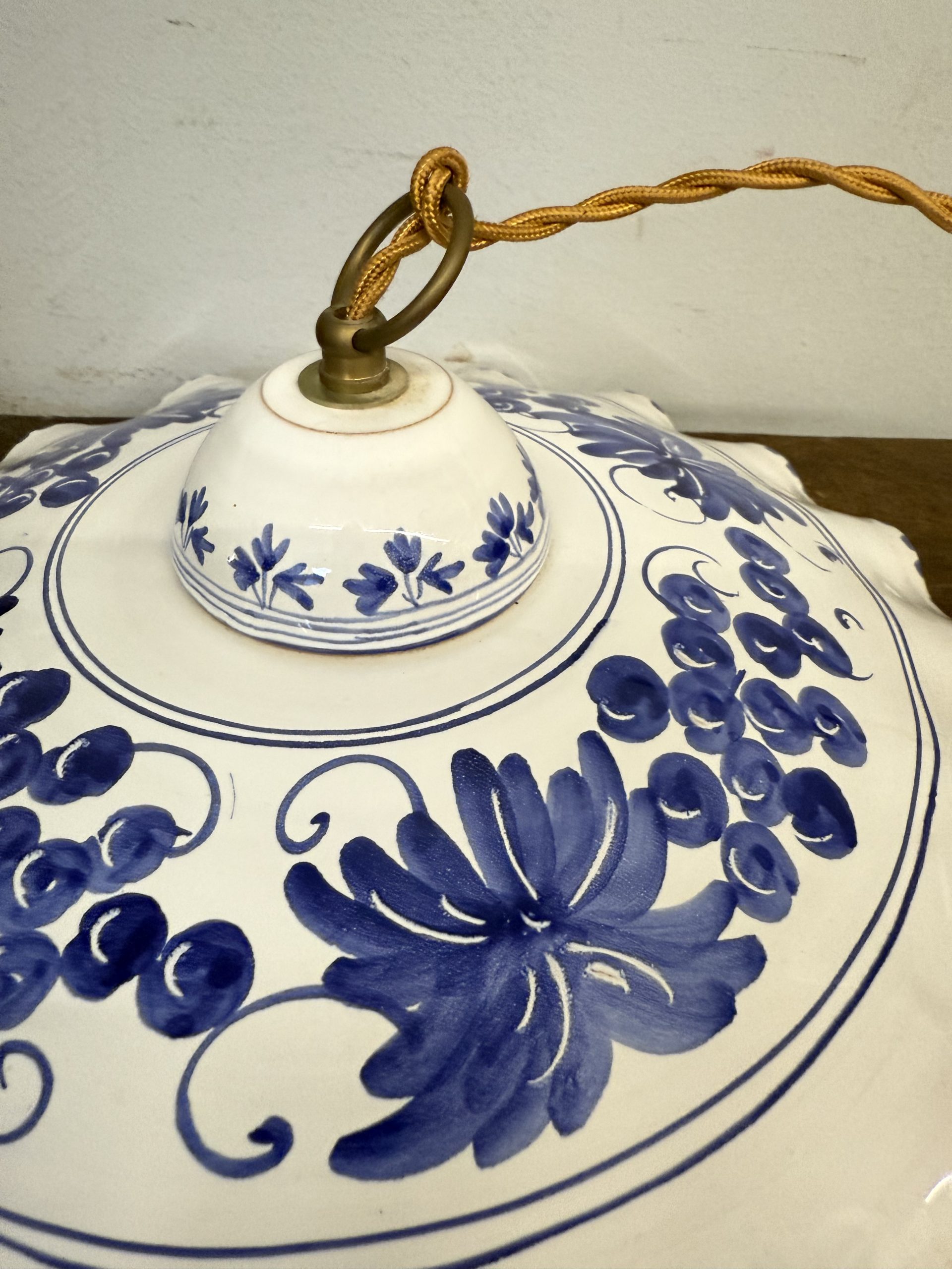 Coppia di lampadari in ceramica dipinti a mano XX sec, 30x7cm - immagine 5