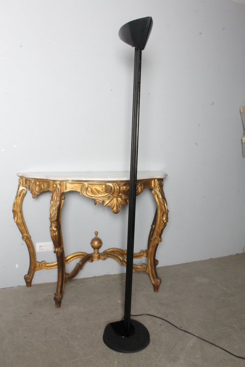 Lampada da terra Mod Otello di Bruno Gecchelin per Oluce anni 80 colore nero. Piantana design . H 190 - immagine 12