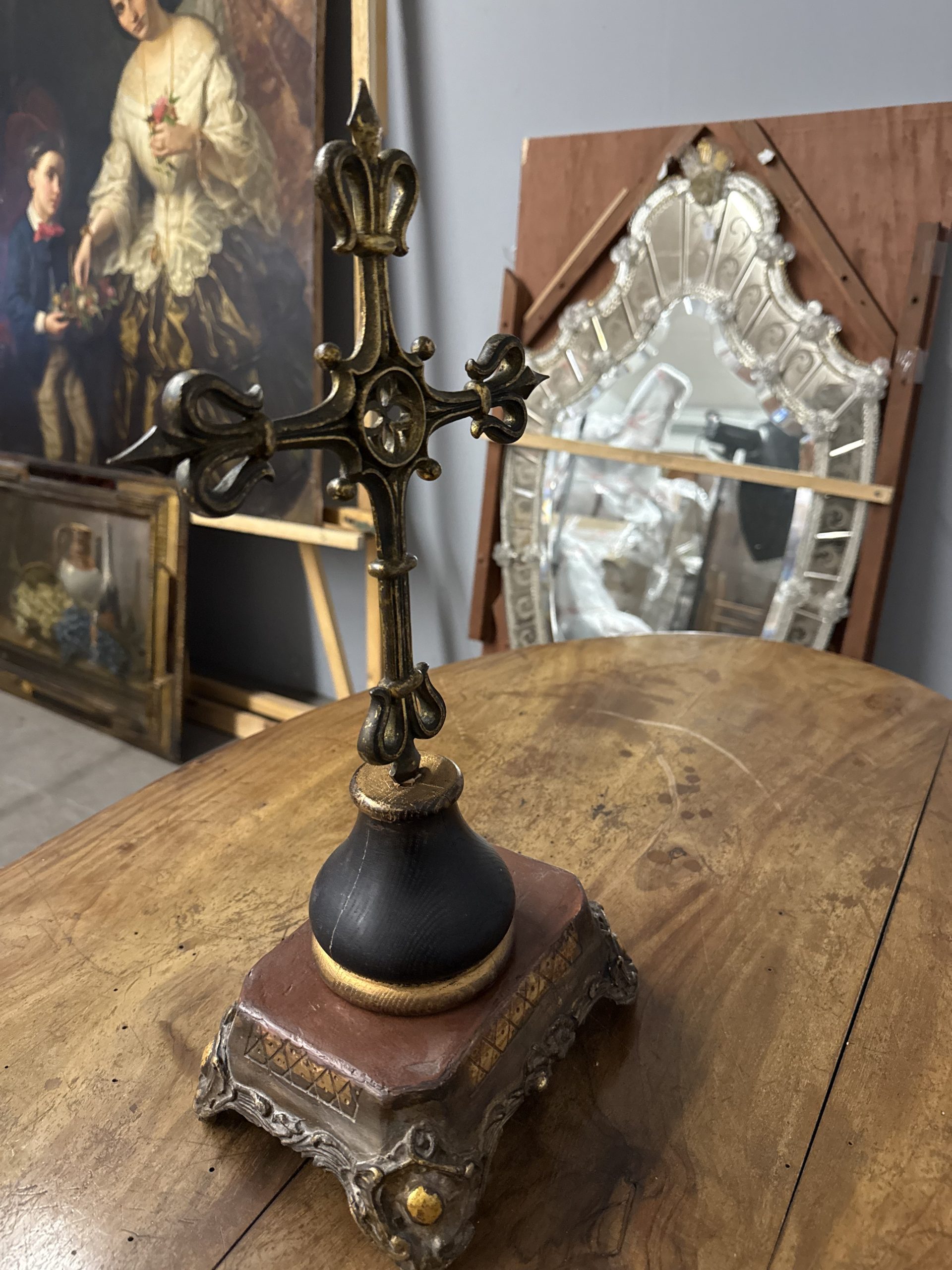 Antica croce neogotica in Bronzo, XIX sec, 36x23cm - immagine 8