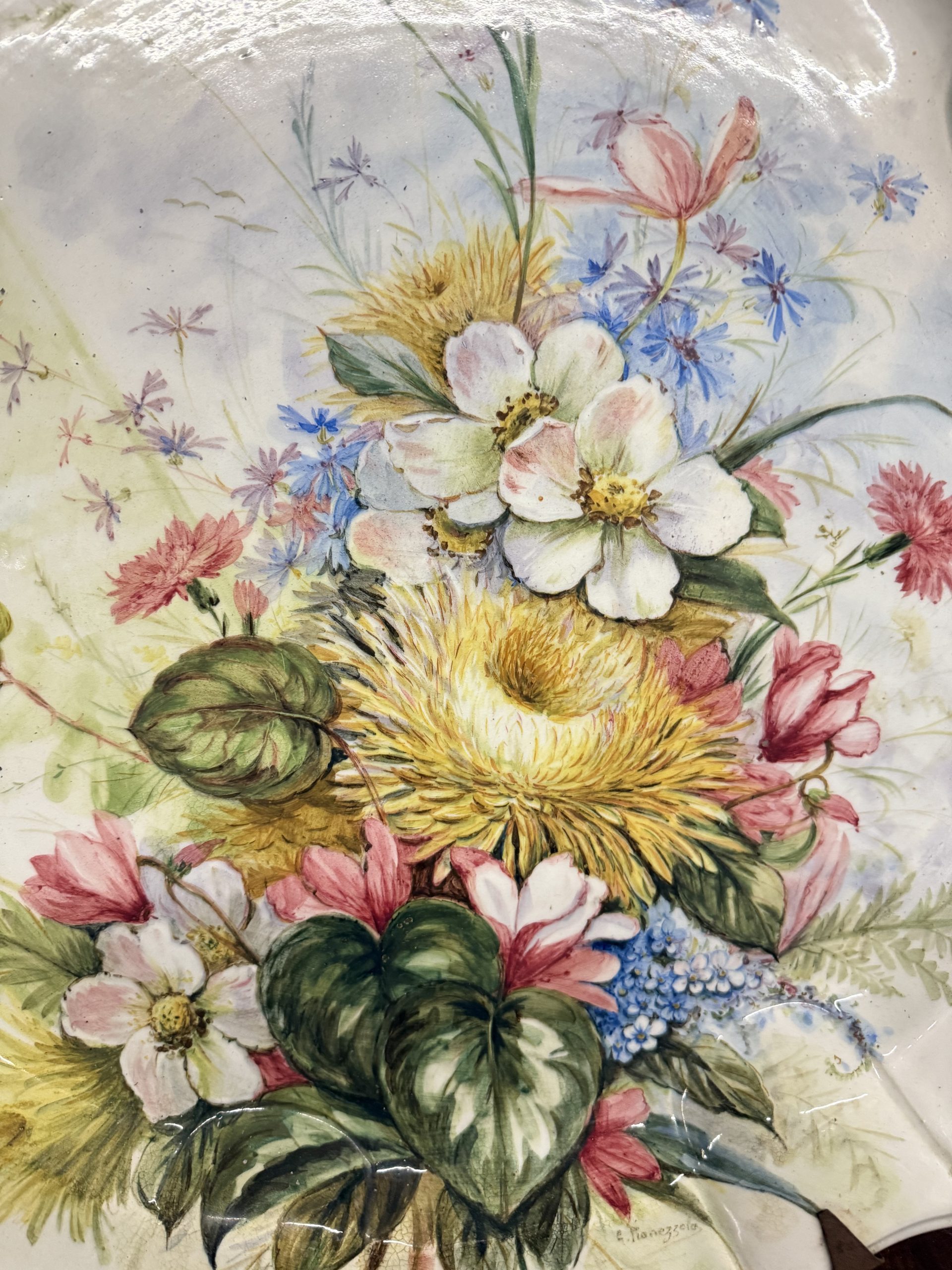 Antico grande piatto in maiolica floreale '800 Nove Bassano 60x5cm - immagine 7
