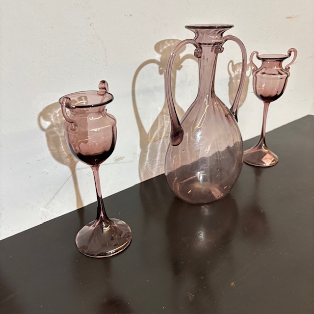 Antico Tritico in vetro rosa Amatista 1920 Zecchin – Cappellin Murano Venezia. H23 h 19