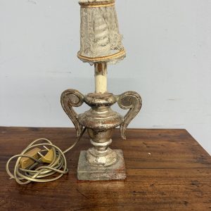 Antico lume porta palme, XVIII SEC , in legno e argento meccato, 36x19cm