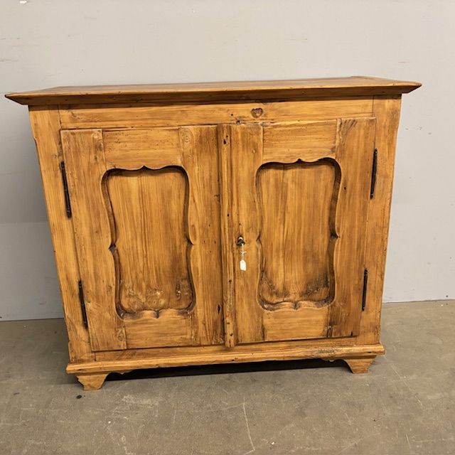 Antica credenza abete fine 800 legno chiaro restaurata . Misure ricercate . Mis 103 x 47, 50 . h 90 - immagine 6
