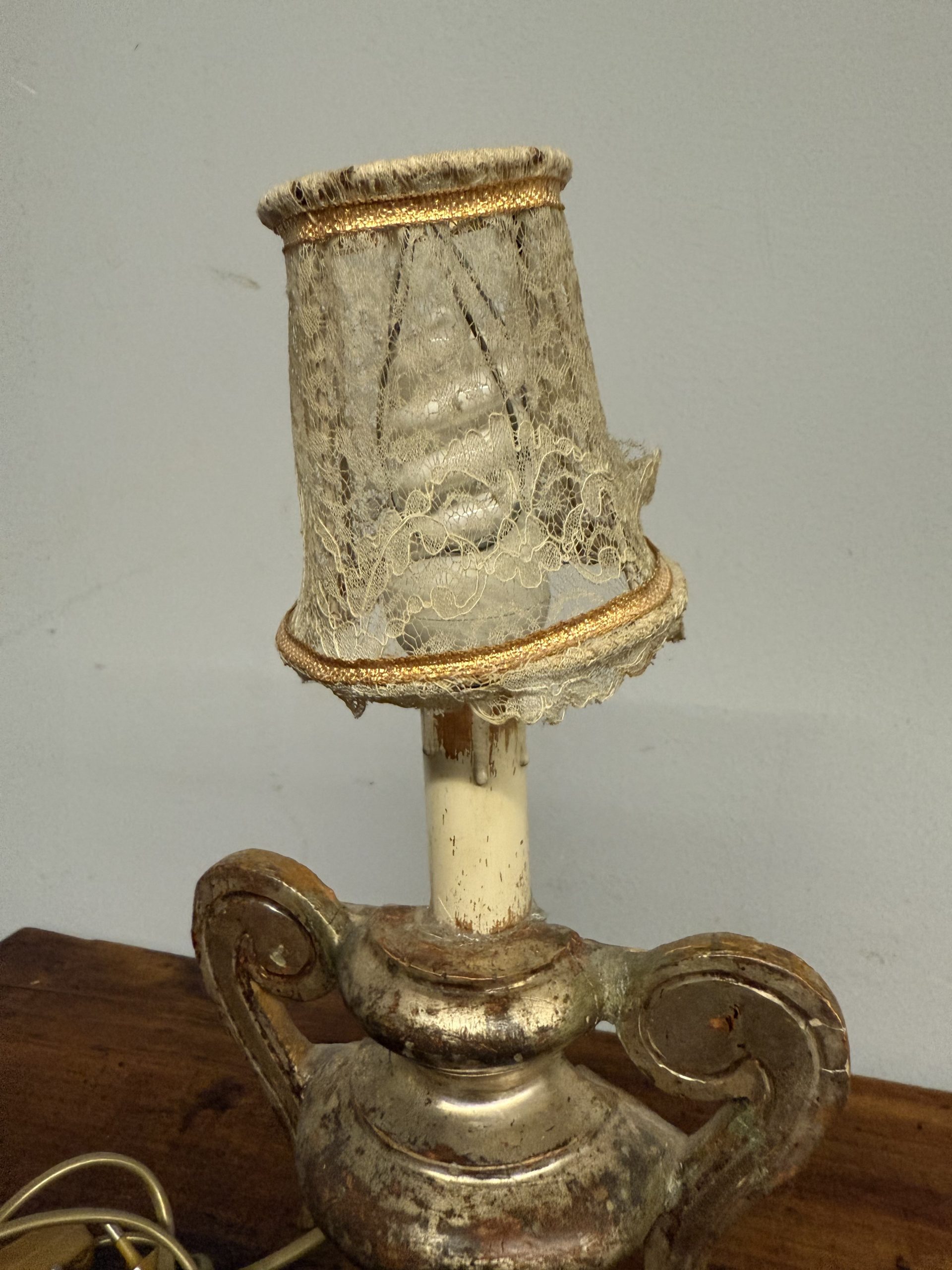 Antico lume porta palme, XVIII SEC , in legno e argento meccato, 36x19cm - immagine 5