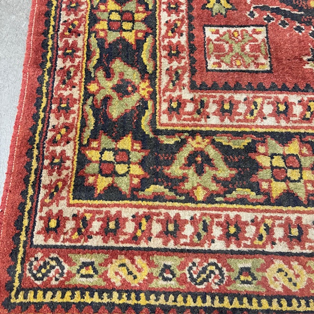 Tappeto Vintage anni 70 lana fondo rosso . motivi geometrici Mis 207 x cm 140 - immagine 7