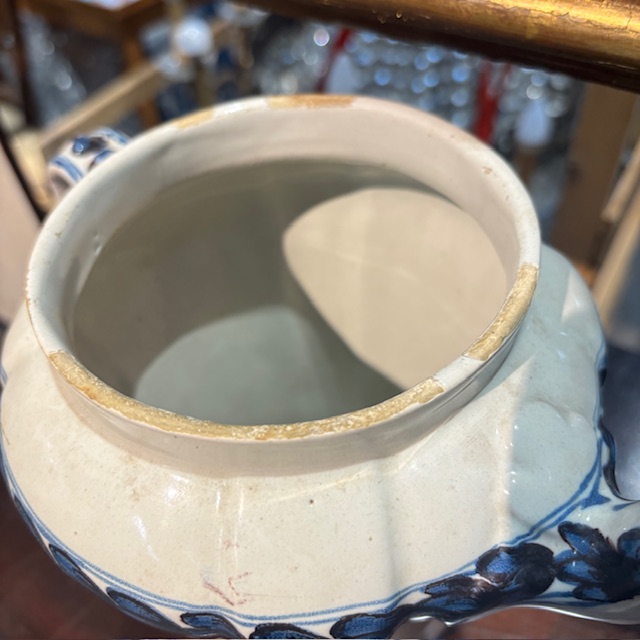 Antico versatoio in maiolica dipinta con scritta XVIII sec Savona . Mis H23 L 24 - immagine 6