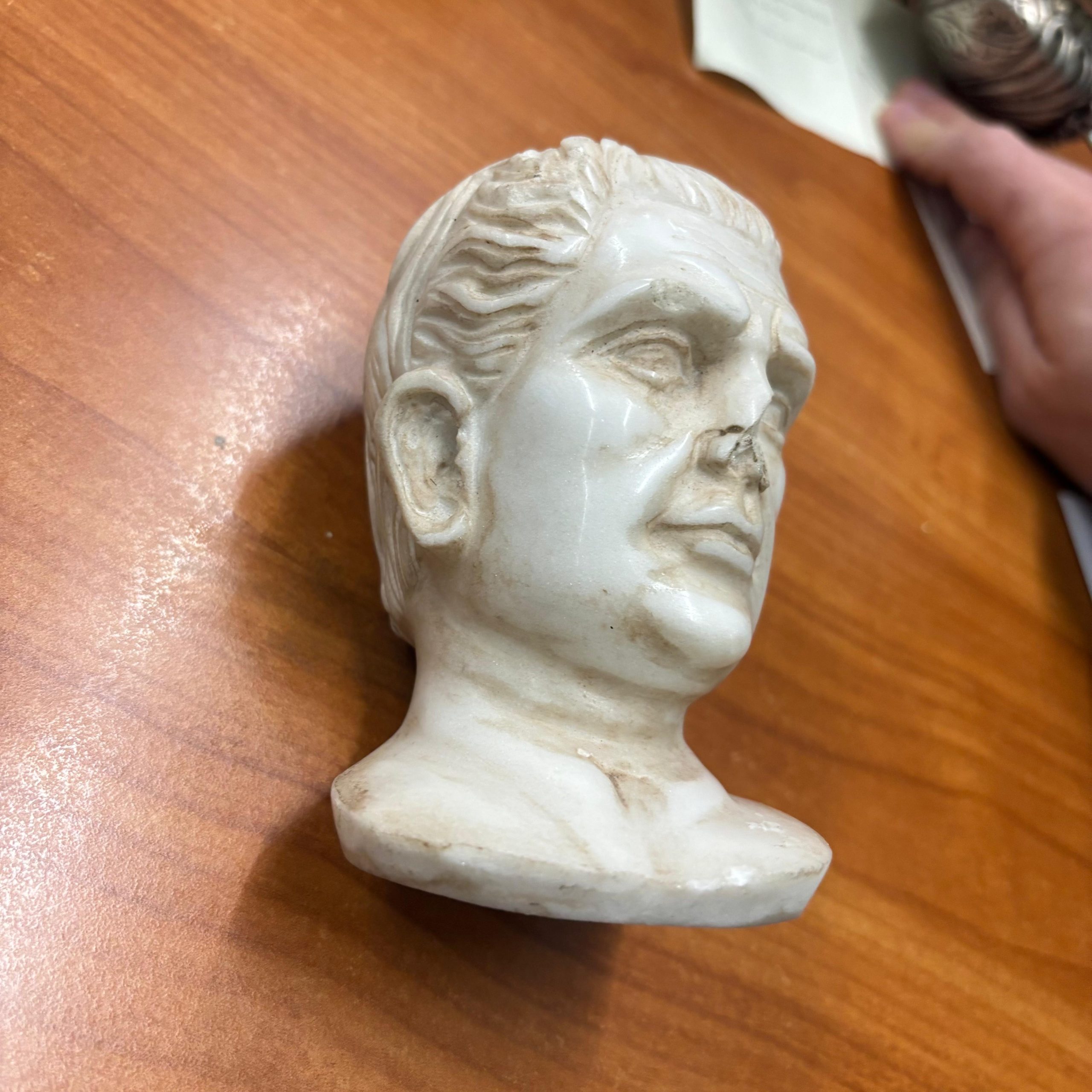 Antica scultura in marmo di imperatore XIX sec, 10x8cm - immagine 8
