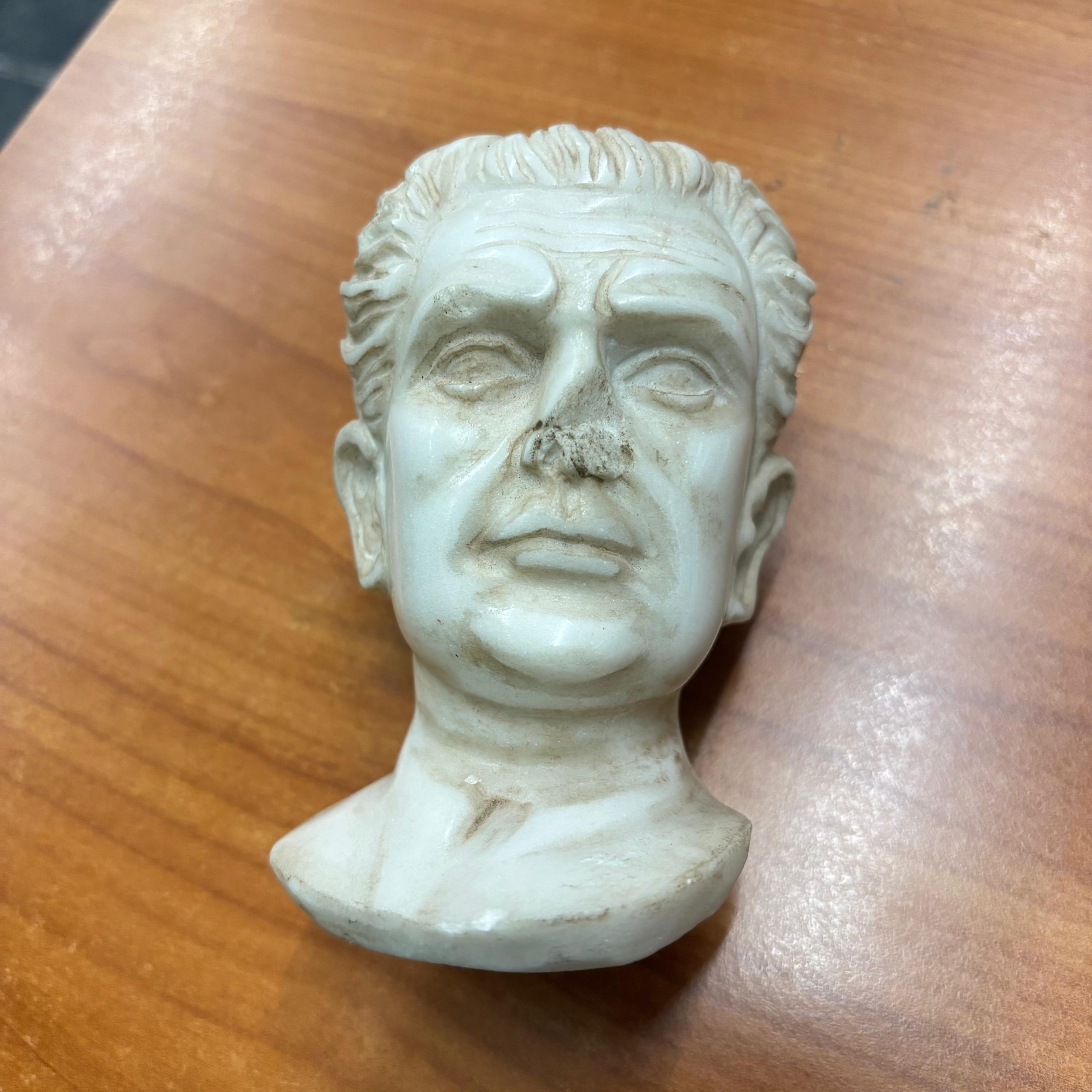 Antica scultura in marmo di imperatore XIX sec, 10x8cm - immagine 9