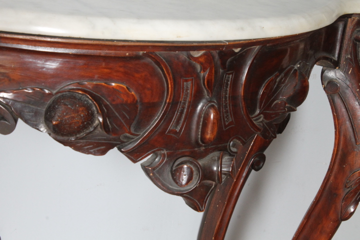 Antica console con specchiera XIX secolo Umbria . piano marmo Carrara . Mis 130 x 58 h 97 . Altezza totale cm 247 - immagine 5