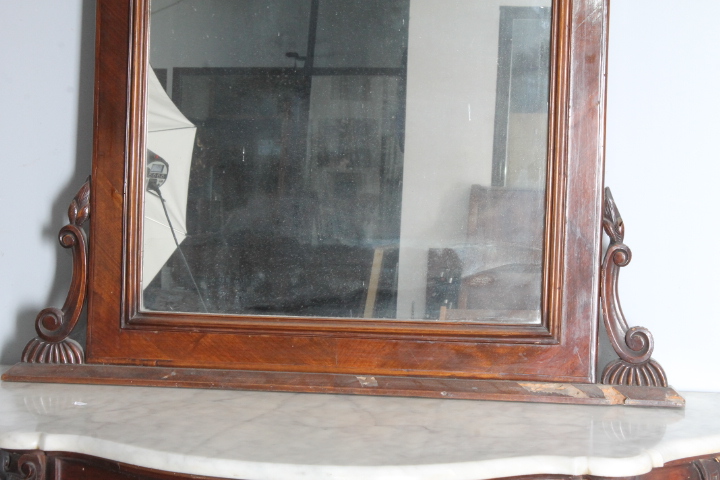 Antica console con specchiera XIX secolo Umbria . piano marmo Carrara . Mis 130 x 58 h 97 . Altezza totale cm 247 - immagine 12