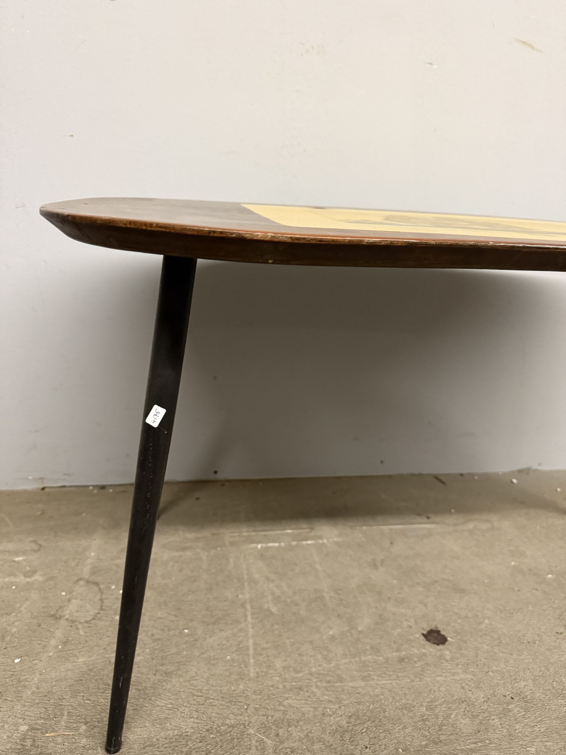 Coffee table mid century in noce a fagiolo, 41x41x79cm - immagine 10