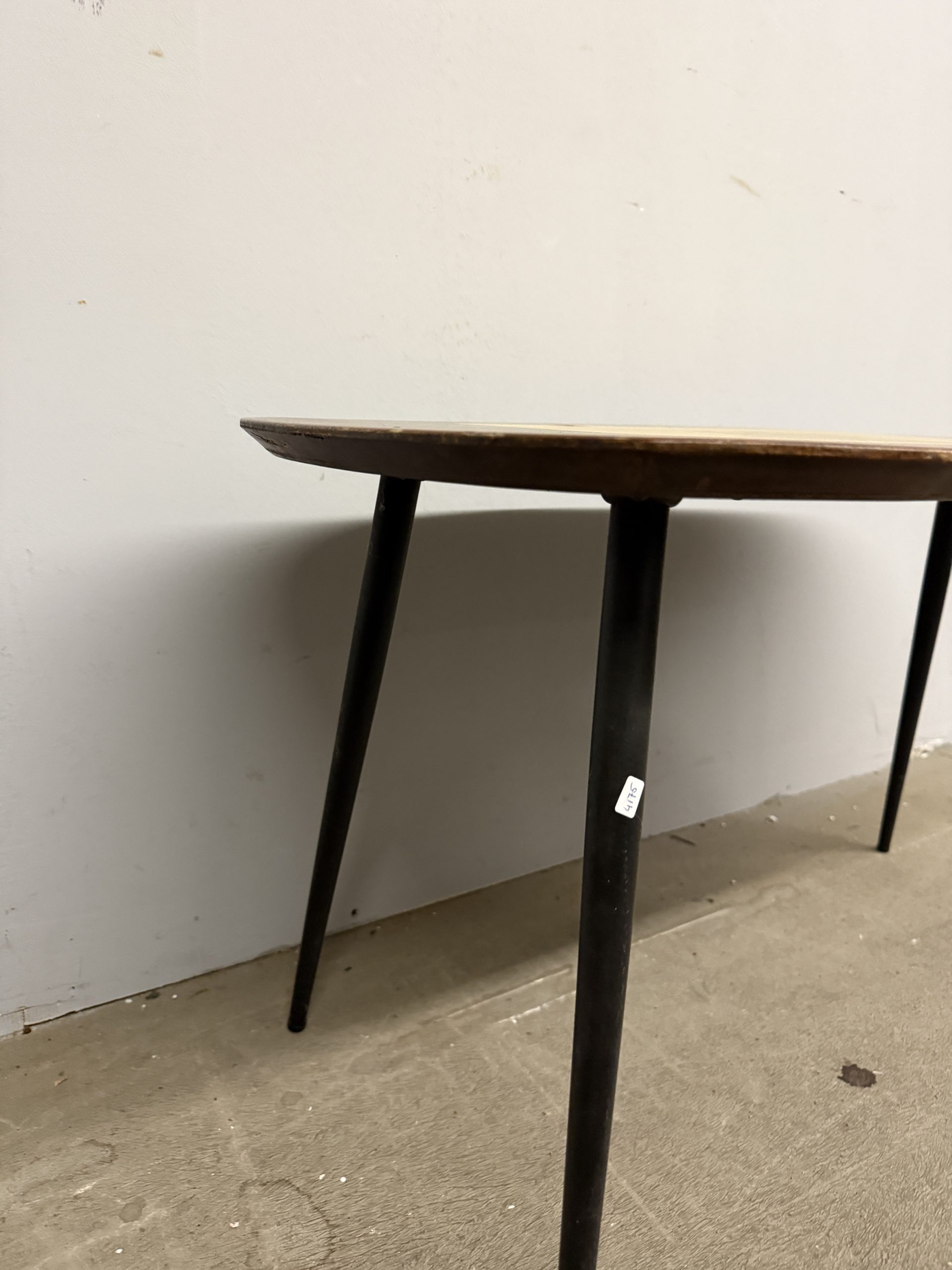 Coffee table mid century in noce a fagiolo, 41x41x79cm - immagine 11
