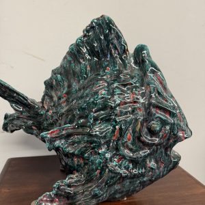 Scultura moderna pesce in maiolica. Faenza, '50, 38x45cm