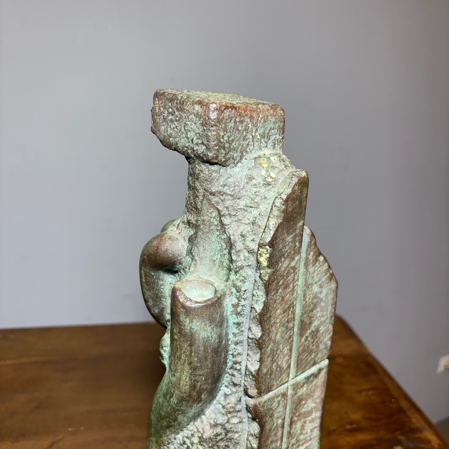 Scultura in bronzo totem Horst BoHm (Kronach. Germania ) Modern art surrealism 1983 4/9 . h cm 40 . Base cm 16 x cm 16 - immagine 11