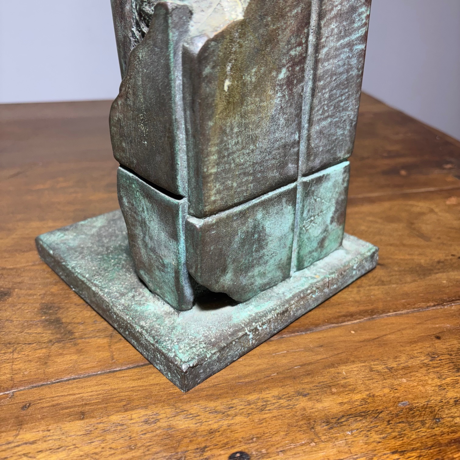 Scultura in bronzo totem Horst BoHm (Kronach. Germania ) Modern art surrealism 1983 4/9 . h cm 40 . Base cm 16 x cm 16 - immagine 13