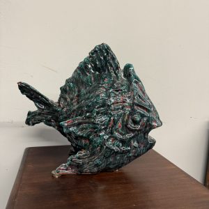 Alternative view of Scultura moderna pesce in maiolica. Faenza, '50, 38x45cm