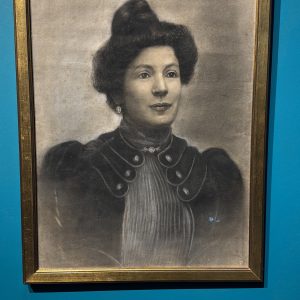 Alternative view of Antico stupendo ritratto realizzato a carboncino su carta, di dama Liberty 1920, 81x58cm