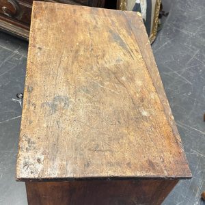 Alternative view of Antico credenzino con ribalta Luigi XVI noce fine XVIII sec . Mis 71 z 40 h 74