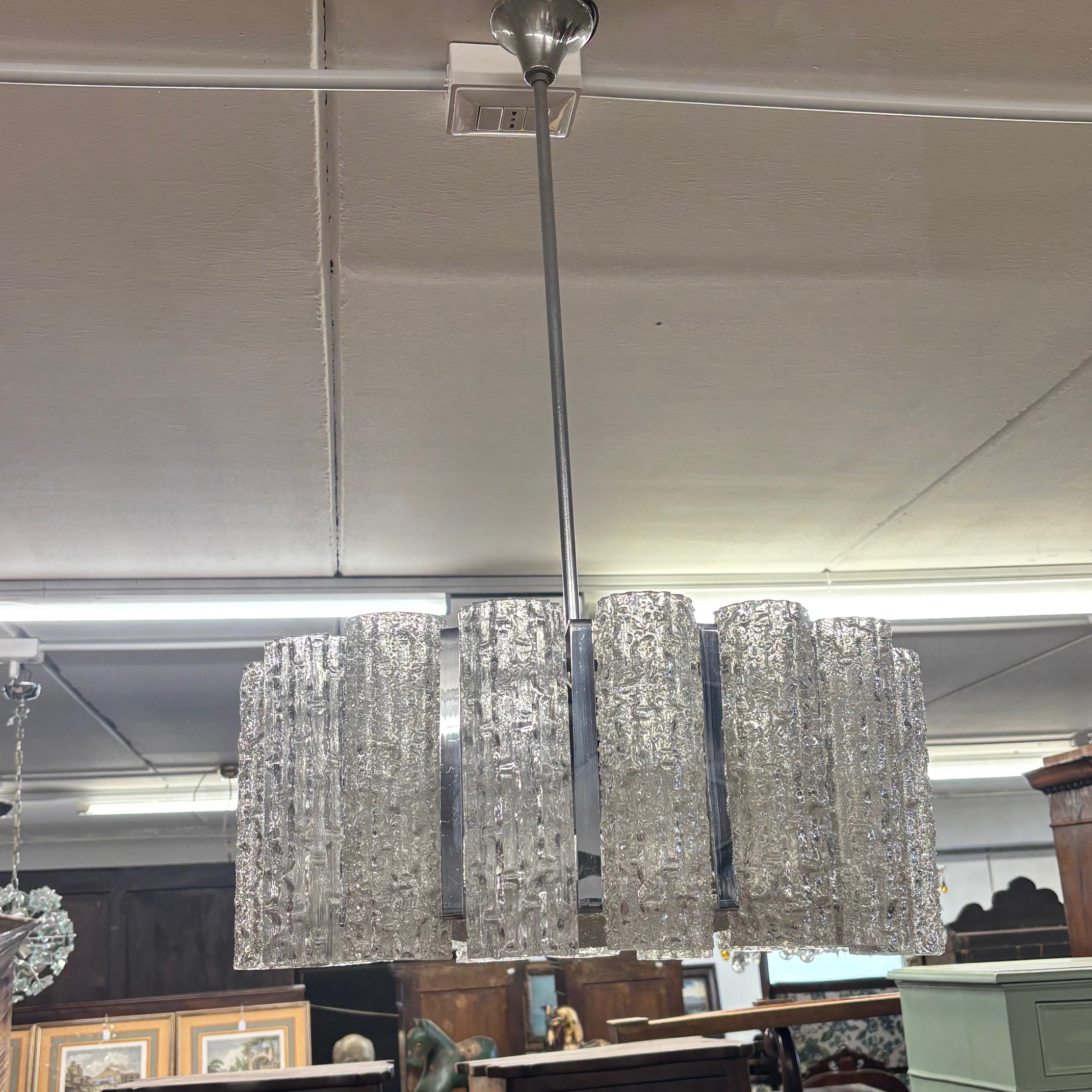 Lampadario chandelier mod Doria Venini stelo metallo con 17 bicchieri e nove punti luci . Mis h 83 diametro cm 53 - immagine 6
